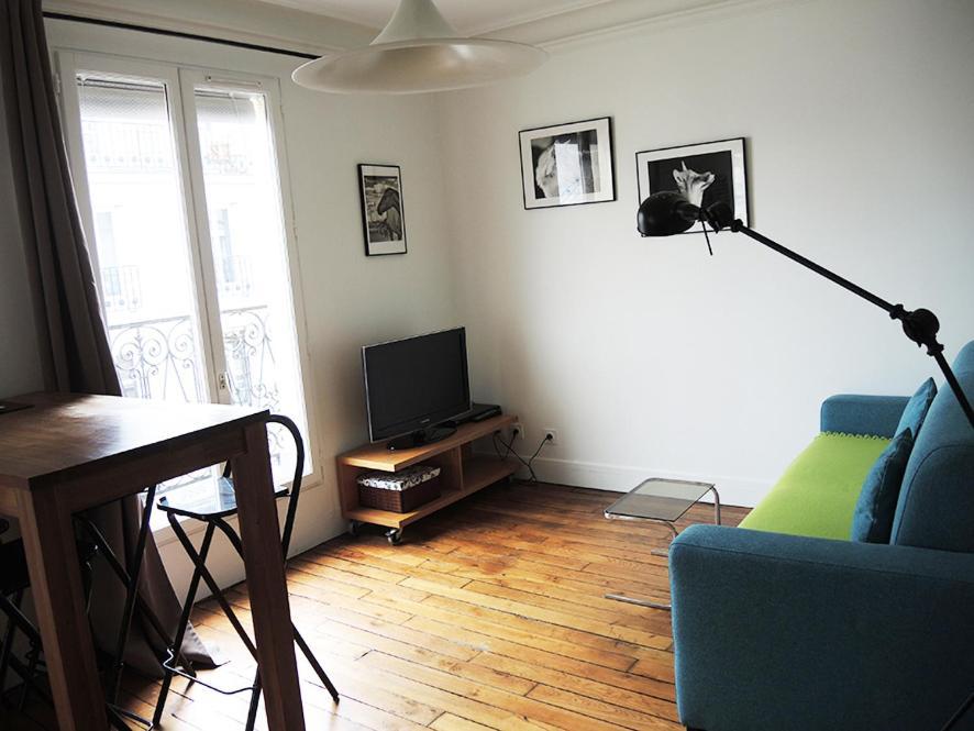 2 Pieces Avec Balcon Plein Sud Lejlighed Paris Eksteriør billede